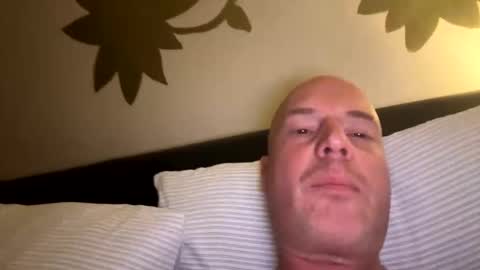 Stoodley22 online show from February 28, 9:19 pm