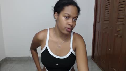 Sweety Stormi  online show from February 12, 11:08 pm