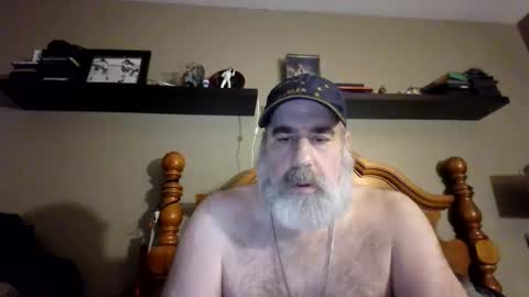 Snapshot of straightbear4you chatting on September 21, 10:30 am Straightbear4you online show from September 21, 10:30 am