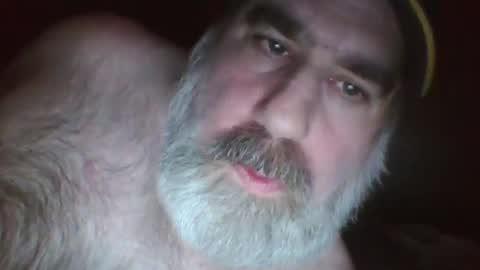 Snapshot of straightbear4you chatting on December 7, 11:56 am Straightbear4you online show from December 7, 11:56 am