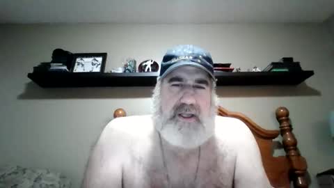 Straightbear4you online show from February 11, 8:07 am