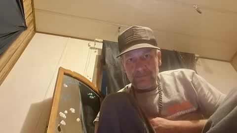 straighttoy online show from October 7, 8:43 am