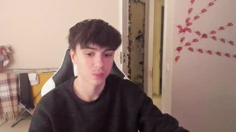 Ray online show from February 24, 4:26 pm