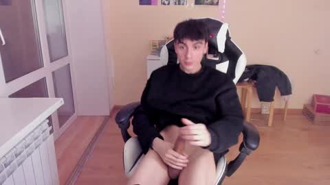 Ray online show from February 4, 3:36 pm