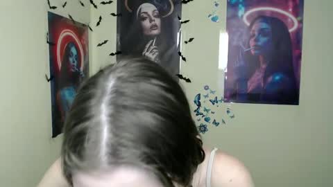 Amalia online show from March 7, 5:28 pm