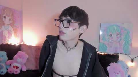 strawberry_kitty_ online show from February 22, 7:23 am