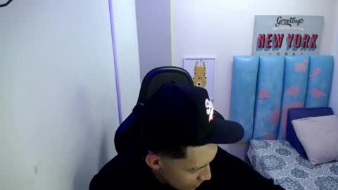 Street online show from April 20, 8:01 pm