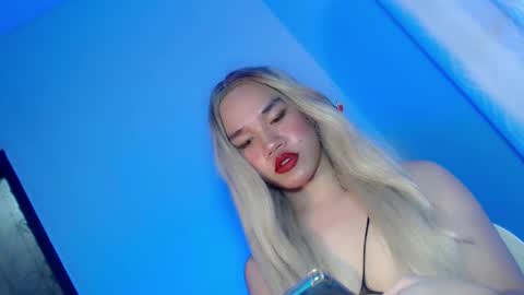 lexie online show from December 15, 2:59 pm