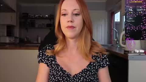 Amorina online show from September 26, 2:14 pm