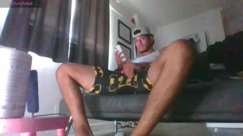 strokingdaddy4 online show from November 3, 9:27 pm