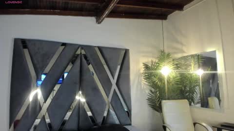 Alexa   online show from February 26, 11:02 am