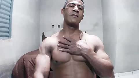 strongdaddyfantastic online show from April 7, 4:58 am