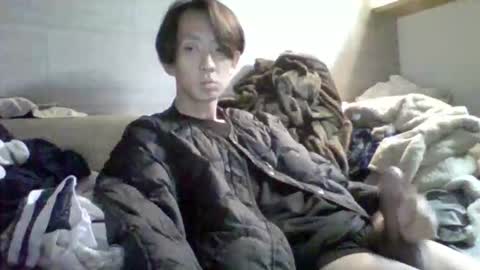 Asian boy online show from April 21, 6:26 pm