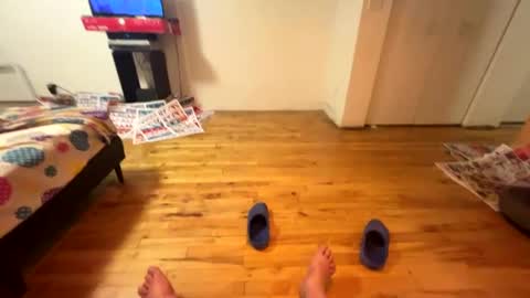 stuart_halpin online show from October 30, 9:10 am