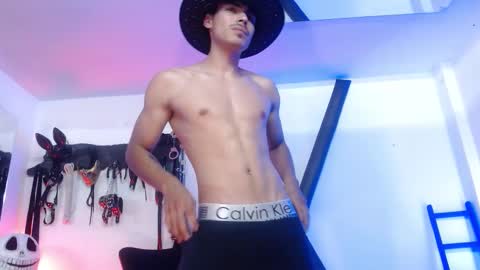 subarashi_ishi69 online show from October 7, 7:10 pm