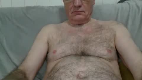 subforgirls1 online show from December 17, 2:40 am