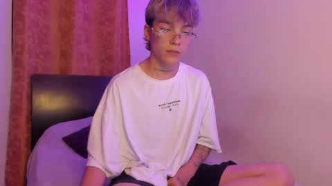 nico online show from March 10, 11:07 pm