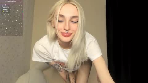 Chloe online show from March 24, 3:07 pm