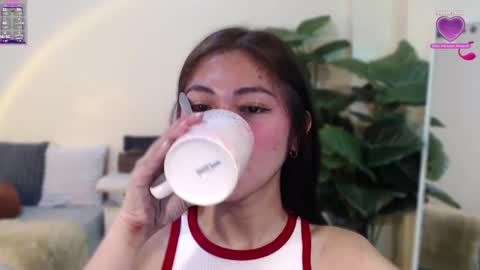 Snapshot of suckablechick chatting on January 30, 2:38 am Marry online show from January 30, 2:38 am