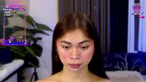 Snapshot of suckablechick chatting on January 24, 2:39 am Marry online show from January 24, 2:39 am