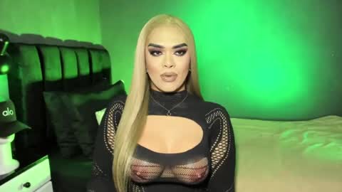 JADE ELYSE online show from July 11, 9:07 pm