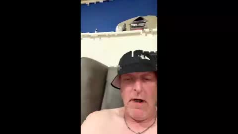 suckcockyh online show from April 18, 8:09 pm