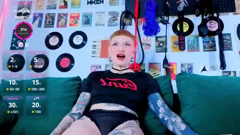 sugarsoot online show from May 7, 5:58 am