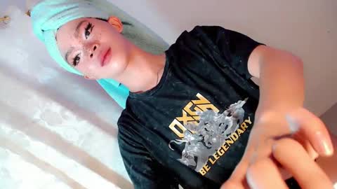 LoveSugar online show from January 31, 3:20 am