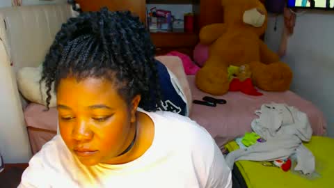 Snapshot of suggarbaby1 chatting on December 9, 6:12 am Cami   Back in 2 hours online show from December 9, 6:12 am