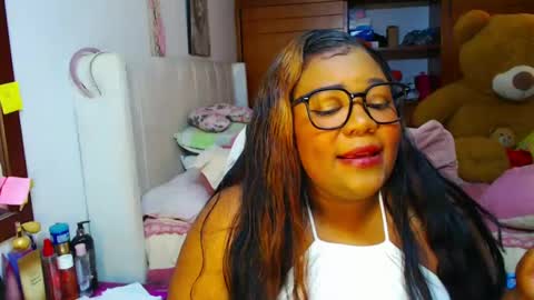 Snapshot of suggarbaby1 chatting on February 15, 7:06 am Cami   Back in 2 hours online show from February 15, 7:06 am