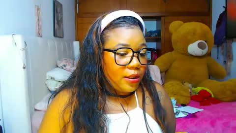 Snapshot of suggarbaby1 chatting on February 22, 7:56 am Cami   Back in 2 hours online show from February 22, 7:56 am