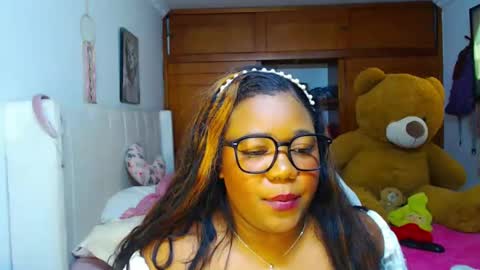 Snapshot of suggarbaby1 chatting on February 23, 9:11 am Cami   Back in 2 hours online show from February 23, 9:11 am