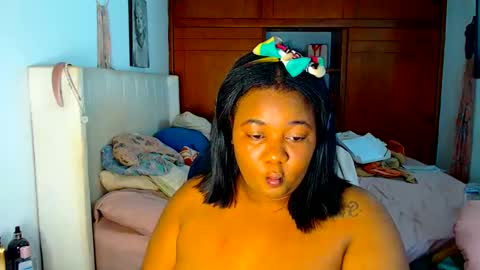 Snapshot of suggarbaby1 chatting on September 11, 4:58 am Cami   Back in 2 hours online show from September 11, 4:58 am