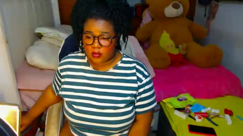 Snapshot of suggarbaby1 chatting on December 14, 4:56 am Cami   Back in 2 hours online show from December 14, 4:56 am