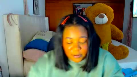 Snapshot of suggarbaby1 chatting on September 19, 7:12 am Cami   Back in 2 hours online show from September 19, 7:12 am