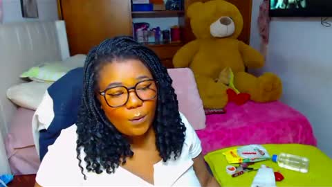 Snapshot of suggarbaby1 chatting on December 17, 7:28 am Cami   Back in 2 hours online show from December 17, 7:28 am