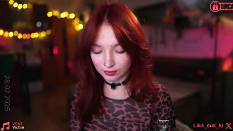 Snapshot of suk_ki chatting on February 28, 1:15 am Lika ginger  Jessy blond   online show from February 28, 1:15 am
