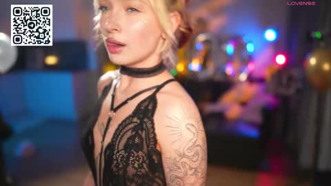 Lika ginger  Jessy blond   online show from February 25, 4:05 am