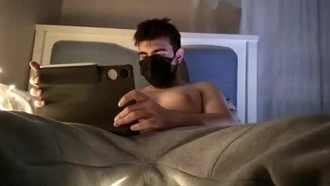 Snapshot of sullyniko chatting on October 15, 9:59 pm Niko online show from October 15, 9:59 pm