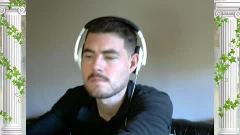 The Sultan online show from October 31, 9:04 pm