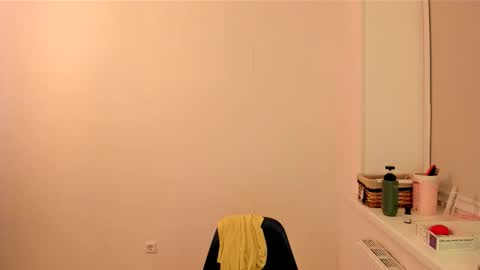 Summer Preston online show from October 29, 5:36 pm