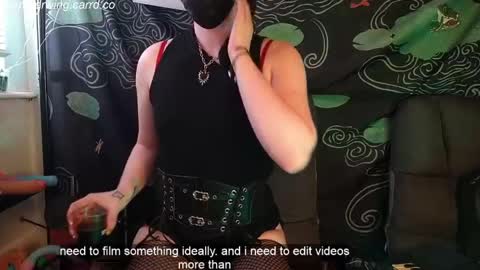 Ryder K online show from April 14, 2:53 pm