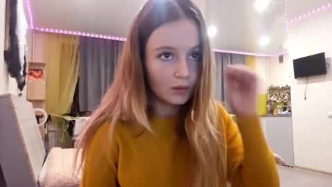 Lia online show from November 14, 1:46 pm