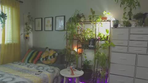 Hi Im Sunnie - Next show Friday August 1 online show from March 2, 10:49 pm