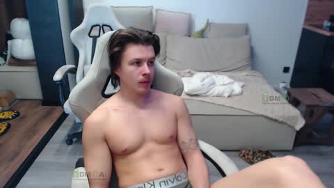 Alice and Sergey online show from February 5, 8:40 am