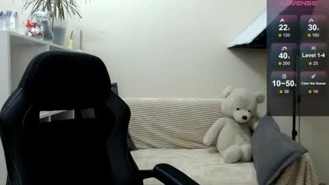 Naomi online show from November 5, 10:39 am