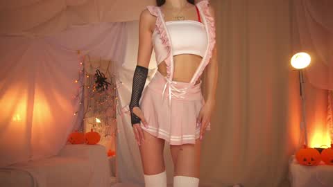 Maria online show from October 31, 9:15 pm