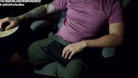 sunny valentine online show from April 30, 1:43 am