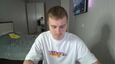 Snapshot of sunnydiamonds122 chatting on October 13, 4:31 pm Rogher  Diana online show from October 13, 4:31 pm