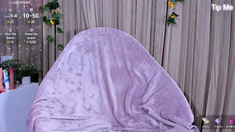 Snapshot of sunnypage chatting on February 24, 9:31 pm      online show from February 24, 9:31 pm